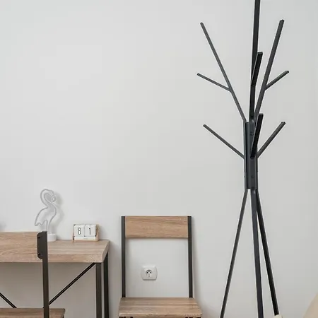 White Armonia Apartment *