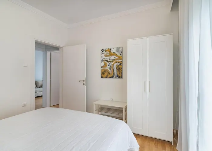 White Armonia Apartment *